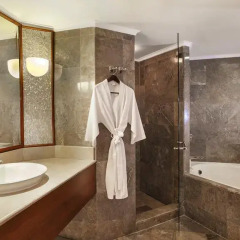 Отель The Laguna, a Luxury Collection Resort & Spa, Nusa Dua, Bali 5* Студия Делюкс с различными типами кроватей фото 5
