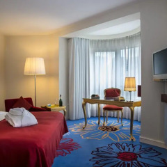 Отель Radisson RED Brussels 4* Номер Бизнес с разными типами кроватей