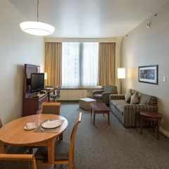 Le Square Phillips Hotel And Suites 3* Люкс с различными типами кроватей фото 3