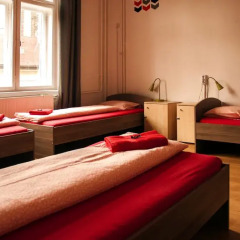 2night Hostel Стандартный номер с различными типами кроватей фото 4