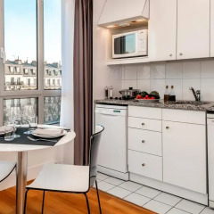 Отель Citadines Bastille Marais Paris 3* Студия Делюкс с различными типами кроватей фото 6