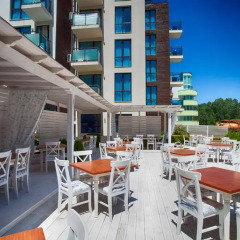 Отель Sun Gate Aparthotel Болгария, Солнечный берег - отзывы, цены и фото номеров - забронировать отель Sun Gate Aparthotel онлайн бассейн