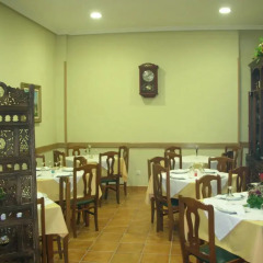 Отель Hostal Galicia Монфорте-де-Лемос питание