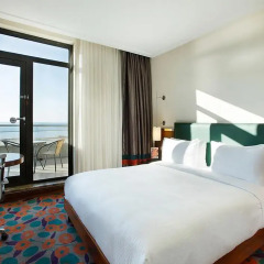 DoubleTree by Hilton Hotel Van комната для гостей