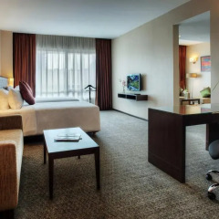 Отель Furama Bukit Bintang, Kuala Lumpur 4* Номер Делюкс с различными типами кроватей фото 4