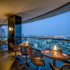 Anantara Sathorn Bangkok Hotel балкон
