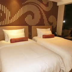 Baiyun Hotel Guangzhou 4* Номер Делюкс с различными типами кроватей фото 9