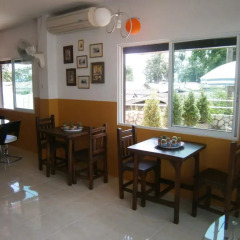 Отель Mai's Guesthouse & Coffee Shop питание