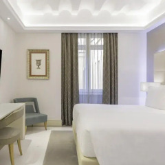 Aleph Rome Hotel, Curio Collection by Hilton 5* Номер Делюкс с различными типами кроватей фото 4