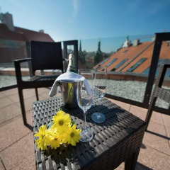 EA Embassy Prague Hotel балкон