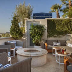 Отель The Peninsula Beverly Hills бассейн фото 2
