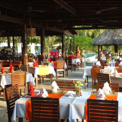 Отель C&N Kho Khao Beach Resort питание