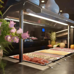 Van der Valk Hotel Leusden - Amersfoort интерьер отеля