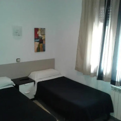 Отель Hostal Ruta de Francia комната для гостей фото 5