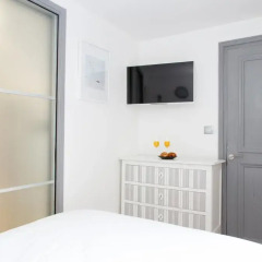 Отель Private Apartment - Tuileries - Louvre Франция, Париж - отзывы, цены и фото номеров - забронировать отель Private Apartment - Tuileries - Louvre онлайн удобства в номере