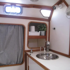 Отель Boat at Lisbon Бунгало с различными типами кроватей фото 3