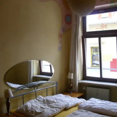 Lollis Homestay - Hostel Стандартный номер с двуспальной кроватью фото 14