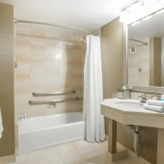 Отель Omni At California Plaza 5* Номер Делюкс фото 2