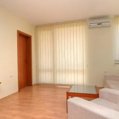 Апартаменты Crown and Imperial Fort Apartments комната для гостей