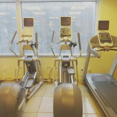 Отель DoubleTree by Hilton New York Downtown фитнесс-зал