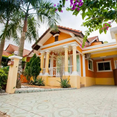 Отель Budsaba 3 Bedroom Villa Pattaya парковка