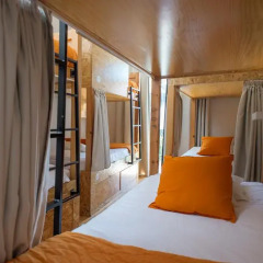 Passport Lisbon Hostel 2* Кровать в общем номере фото 4