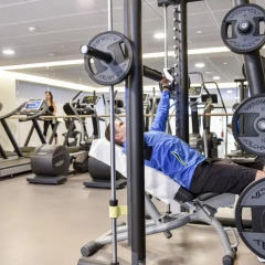 Отель Marriott Lyon Cité Internationale фитнесс-зал