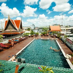 Отель D&D Inn Таиланд, Бангкок - 4 отзыва об отеле, цены и фото номеров - забронировать отель D&D Inn онлайн бассейн фото 3