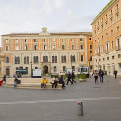 Отель Trevi Luxury Suites