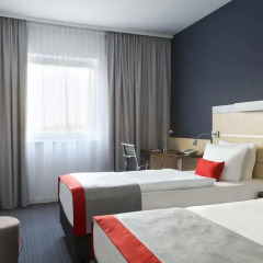 Отель Holiday Inn Express Frankfurt Messe 3* Стандартный номер с различными типами кроватей фото 5