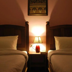 Отель Baan Sutra Guesthouse 3* Стандартный номер с 2 отдельными кроватями фото 3