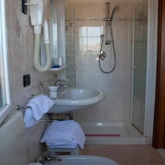 Hotel Monica 3* Стандартный номер фото 10