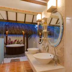 Отель Bandos Maldives ванная