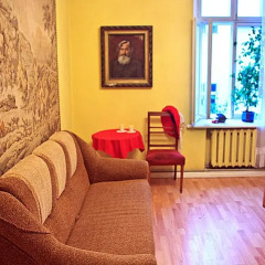 Гостиница Antony's Home комната для гостей