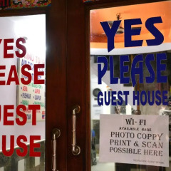 Отель Yes Please Guest House спортивное сооружение