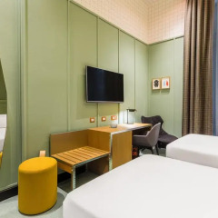 Отель Room Mate Giulia Стандартный номер с различными типами кроватей фото 10
