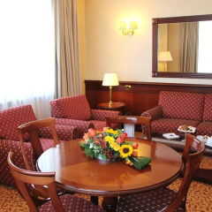 Ata Hotel Executive комната для гостей