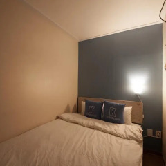 Отель K-guesthouse Sinchon 2 2* Стандартный номер с различными типами кроватей фото 6