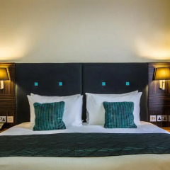 Отель Holiday Inn London - Kensington 4* Представительский номер с различными типами кроватей фото 11