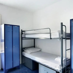 Hans Brinker Hostel Amsterdam Кровать в общем номере с двухъярусной кроватью фото 11