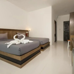M.U.DEN Patong Phuket Hotel 3* Улучшенный номер двуспальная кровать