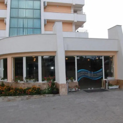 Отель Sarafovo Residence Болгария, Бургас - отзывы, цены и фото номеров - забронировать отель Sarafovo Residence онлайн гостиничный бар