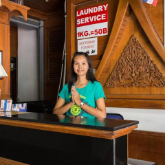Отель Patong Beach Bed and Breakfast интерьер отеля