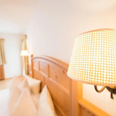 Tonzhaus Hotel & Restaurant 4* Номер Комфорт фото 3