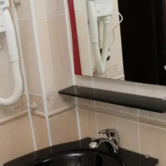 Гостиница Art Hotel Astana Казахстан, Нур-Султан - 3 отзыва об отеле, цены и фото номеров - забронировать гостиницу Art Hotel Astana онлайн ванная