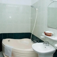 N.Y Kim Phuong Hotel 2* Номер Делюкс с различными типами кроватей фото 22