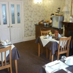 Отель Seabreeze Guest House питание