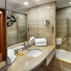 Апартаменты Apartments Hispanos Siete Suiza Барселона ванная фото 2