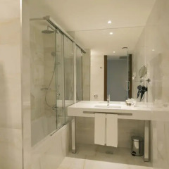 TURIM Marques Hotel 4* Улучшенный номер фото 4
