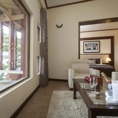 Отель Amaya Hills 4* Улучшенный номер с различными типами кроватей